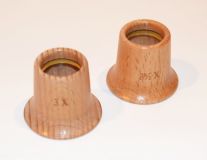 Деревянная лупа (увеличение х2.5) (НЕБОЛЬШОЙ СКОЛ НА ЛИНЗЕ(точка), обзору не мешает)